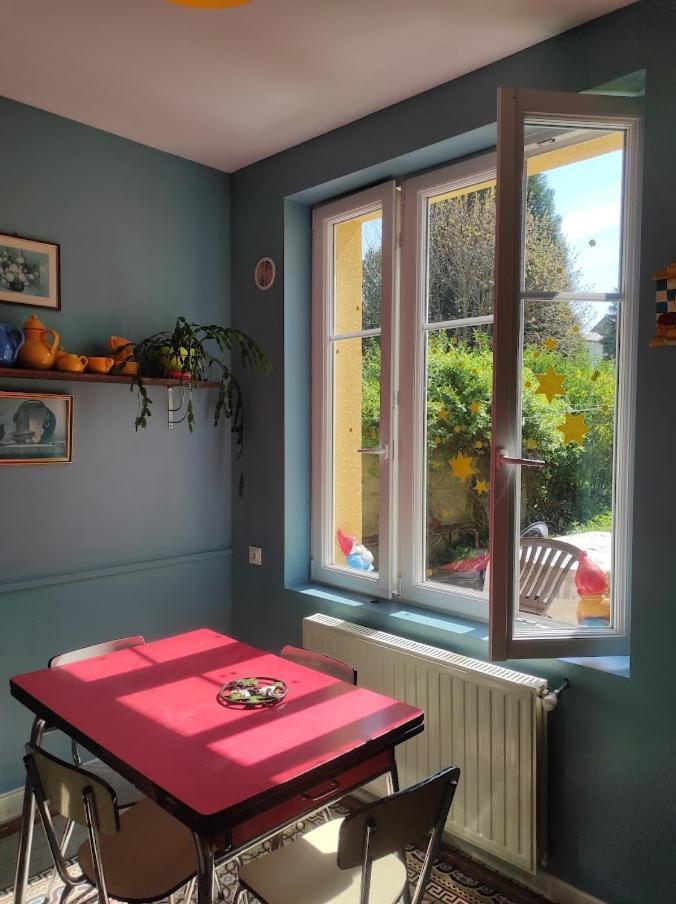 Villa Cour Et Jardin Revin  Esterno foto